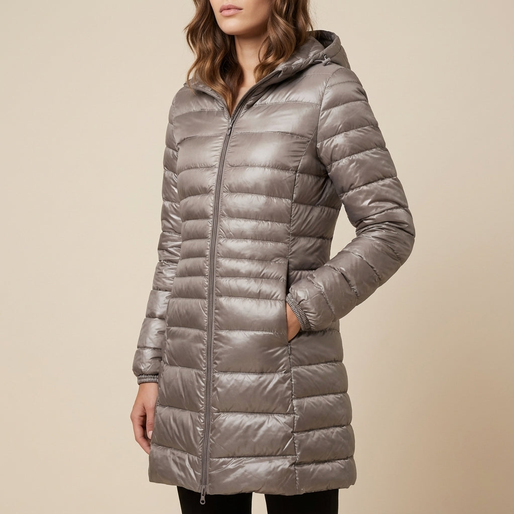 Kurtka zimowa damska pikowana długa z kapturem | Styl miejski