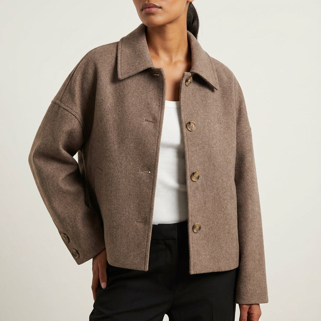 Kurtka damska krótka oversize na guziki | Styl miejski na co dzień